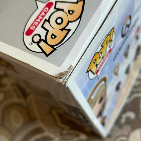 Funko Pop! Overwatch Mercy (Cobalt) Game Stop Exclusive #304 - Picture 6 of 7